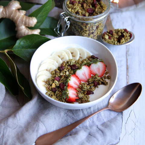 Ginger Matcha Granola: A Crunchy Delight