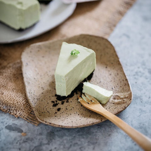 Rich Matcha Cheesecake: The Ultimate Green Indulgence